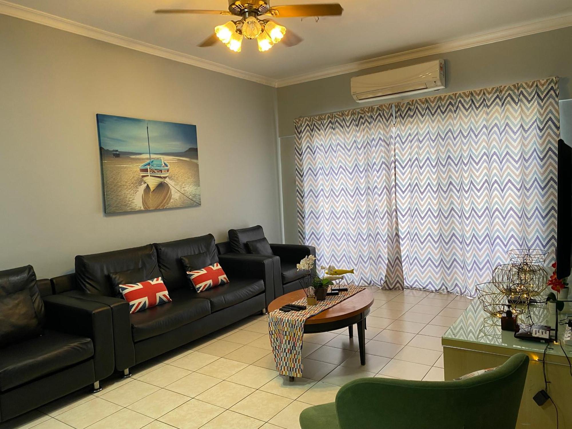 Jj Homes Marina Court Кота Кинабалу Екстериор снимка