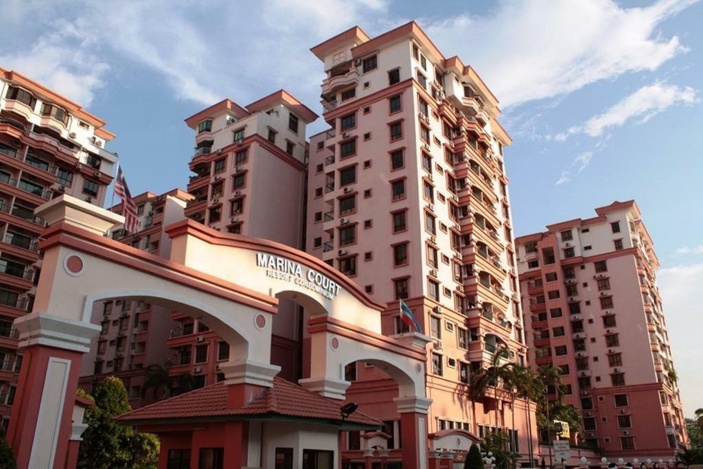 Jj Homes Marina Court Кота Кинабалу Екстериор снимка